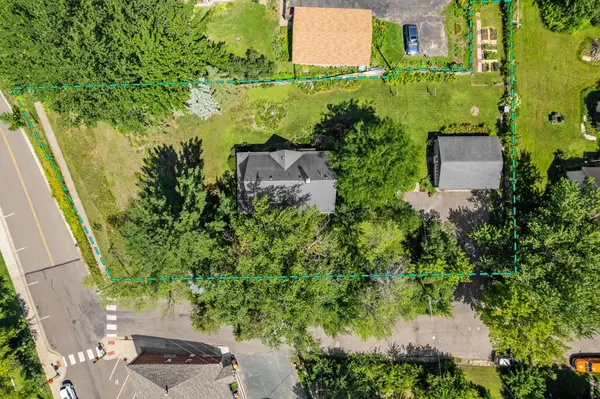 228 Summit AVE, Center City, MN 55012
