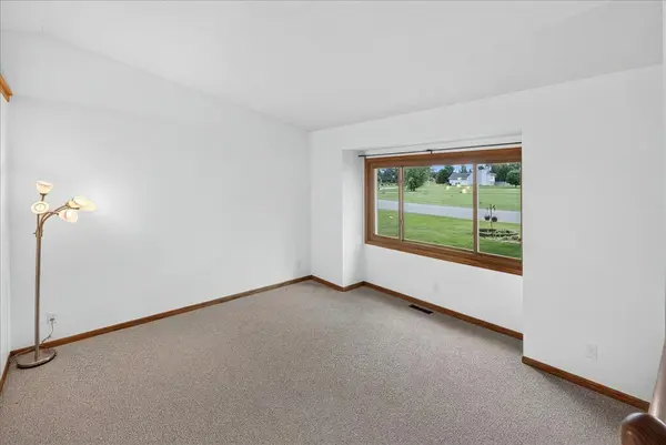 14051 Jonquil LN N, Dayton, MN 55327