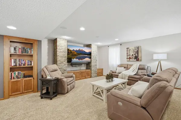 14037 Avanti AVE, Rosemount, MN 55068