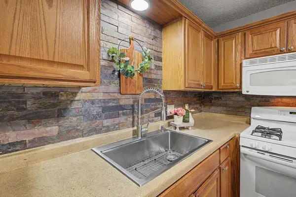 7181 Unity AVE N, Brooklyn Center, MN 55429