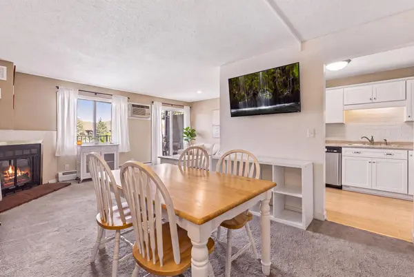 7401 W 101st ST #320, Bloomington, MN 55438