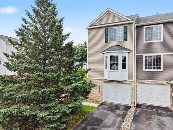 15549 Flight WAY #144, Apple Valley, MN 55124