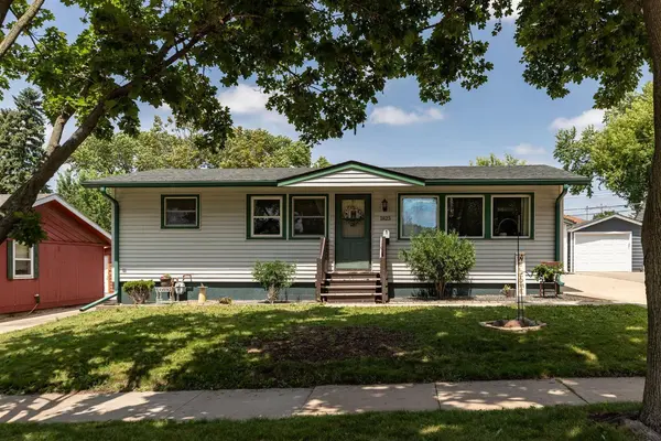 1823 18 1/2 ST NW, Rochester, MN 55901