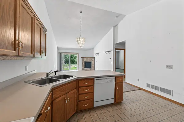643 86th LN NW, Coon Rapids, MN 55433