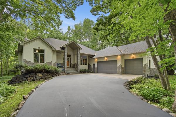 9663 Woodlawn PL N, Champlin, MN 55316