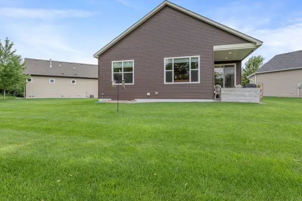 9285 Kaiser CIR NE, Otsego, MN 55362