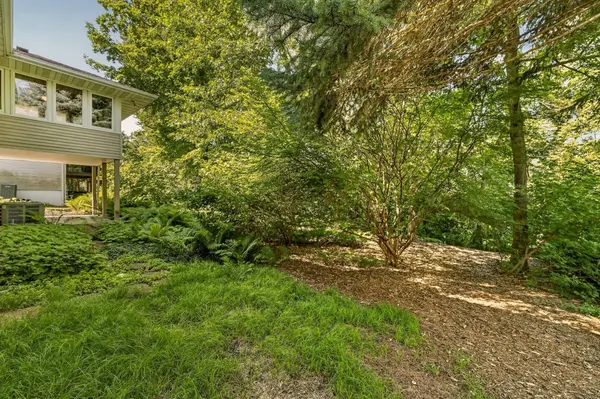 1813 13th AVE NE, Rochester, MN 55906