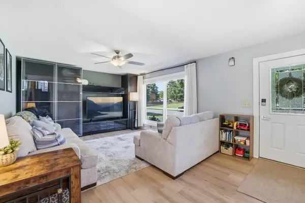 7686 Ivystone AVE S, Cottage Grove, MN 55016