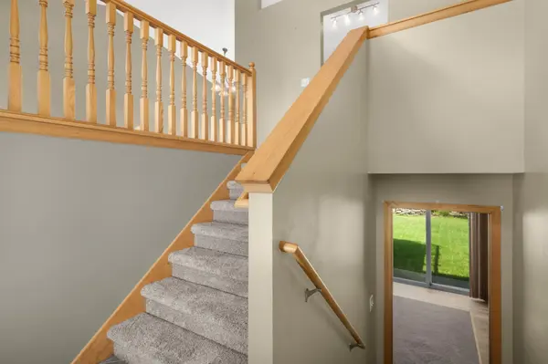22076 Ethan AVE, Forest Lake, MN 55025