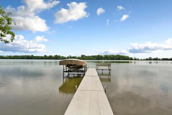 23455 135th ST, Hanska, MN 56041