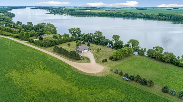 23455 135th ST, Hanska, MN 56041