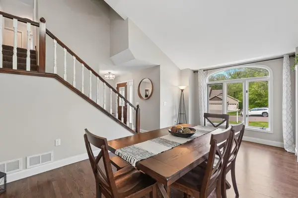 12054 Gantry LN, Apple Valley, MN 55124
