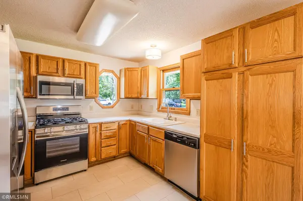 837 Monroe ST, Anoka, MN 55303