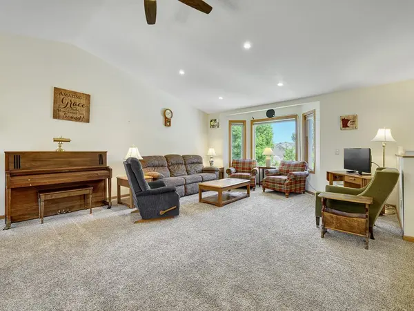1113 9th ST, Gaylord, MN 55334