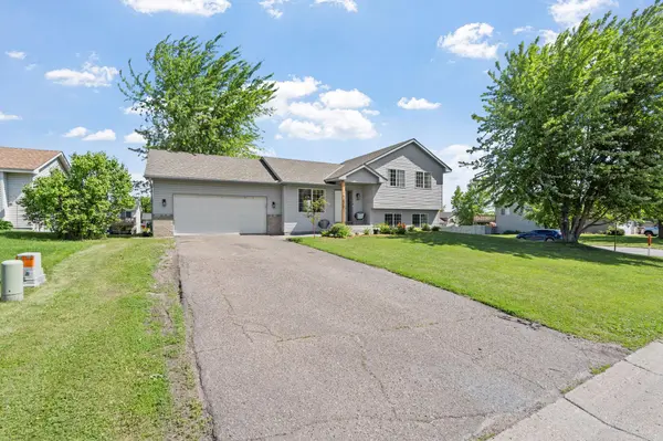 615 Buffalo Hills ST, Buffalo, MN 55313