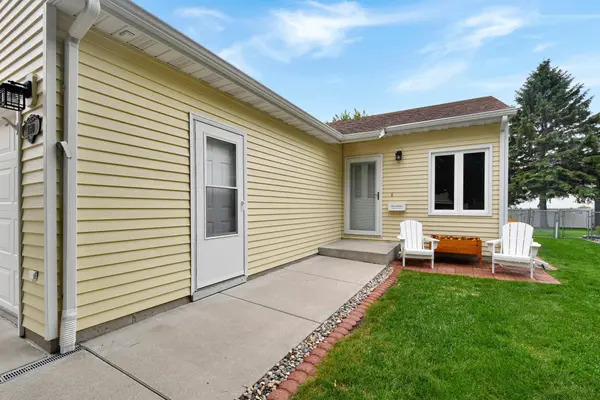 1510 28th AVE S, Fargo, ND 58103