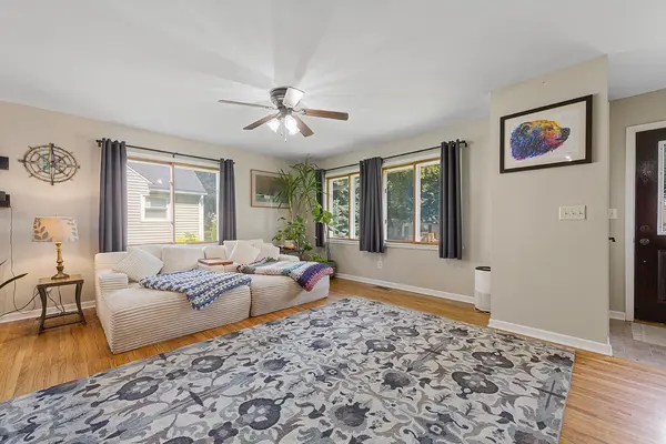 762 E Prince ST, Lake Crystal, MN 56055