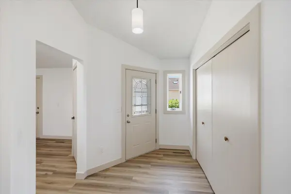 9136 Windsor TER, Brooklyn Park, MN 55443