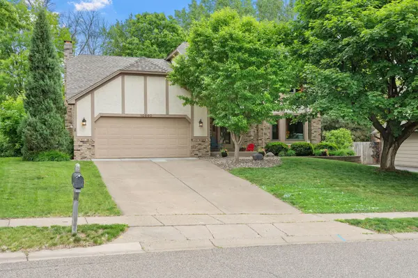 10660 47th AVE N, Plymouth, MN 55442