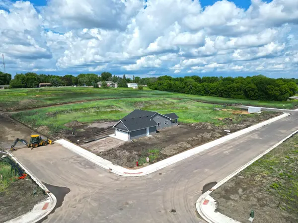 500 Ramey RD, Maple Lake, MN 55358