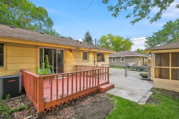 11212 Arrowhead ST NW, Coon Rapids, MN 55433