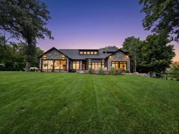 25274 Newport Beach RD, Detroit Lakes, MN 56501