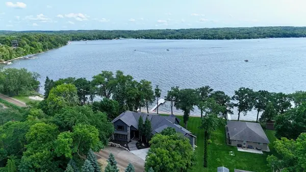 25274 Newport Beach RD, Detroit Lakes, MN 56501