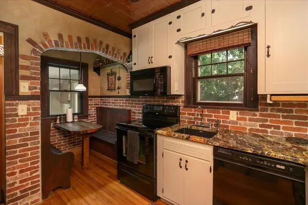 703 Kenilworth AVE S, Lanesboro, MN 55949