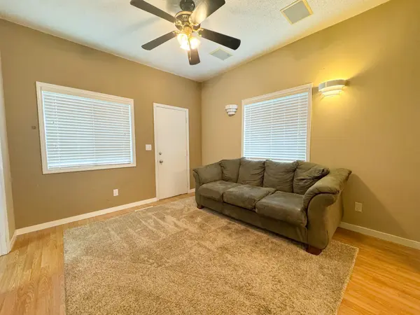 117 3rd ST NE, Barnesville, MN 56514