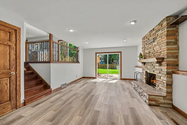 1950 Timber Wolf TRL N, Eagan, MN 55122