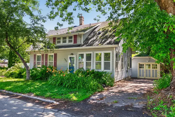 1921 Broadway ST N, Stillwater, MN 55082