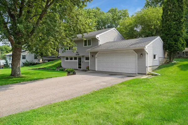 5749 W Glen Moor RD, Minnetonka, MN 55345
