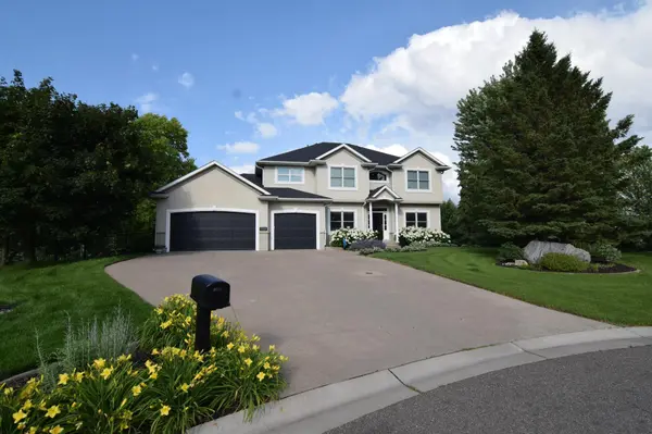 19328 Ireland CT, Lakeville, MN 55044