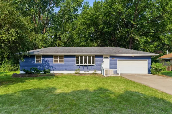 624 20th AVE NW, New Brighton, MN 55112