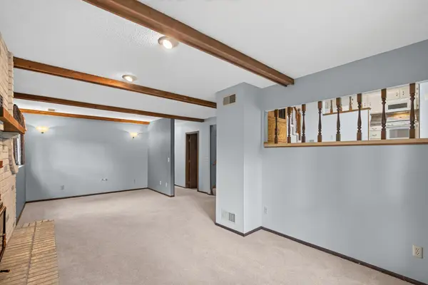 882 90th AVE NW, Coon Rapids, MN 55433