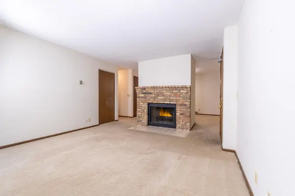 350 Shelard Pkwy #206, Saint Louis Park, MN 55426