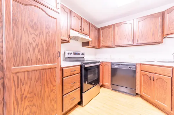350 Shelard Pkwy #206, Saint Louis Park, MN 55426