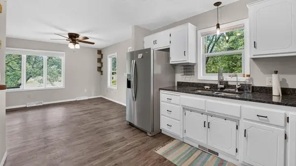 47585 Cedarcrest TRL, Rush City, MN 55069