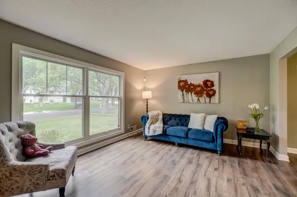 2414 Oakridge CT, Stillwater, MN 55082