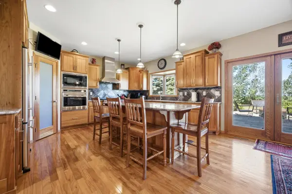 7019 Maple LN, Horace, ND 58047