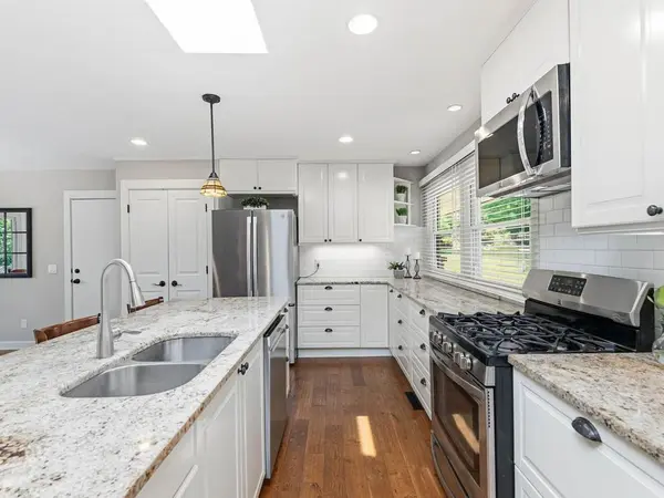 5936 Woodland CIR, Minnetonka, MN 55345