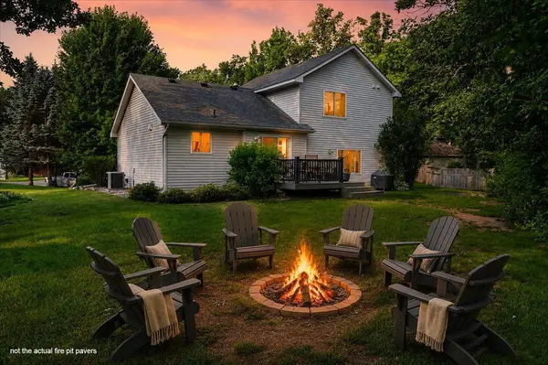 5336 Oxbow PL, Champlin, MN 55316