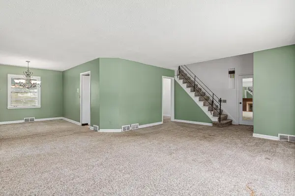 1531 Idaho AVE W, Falcon Heights, MN 55108