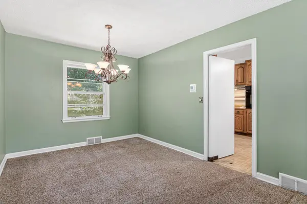 1531 Idaho AVE W, Falcon Heights, MN 55108