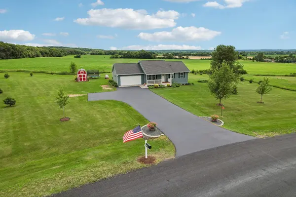 2362 84th AVE, Osceola, WI 54020