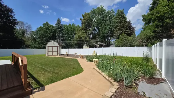 8362 81st Street LN S, Cottage Grove, MN 55016