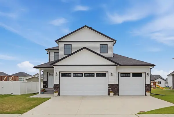 504 6th ST E, Horace, ND 58047