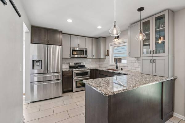 9804 5th ST NE, Blaine, MN 55434