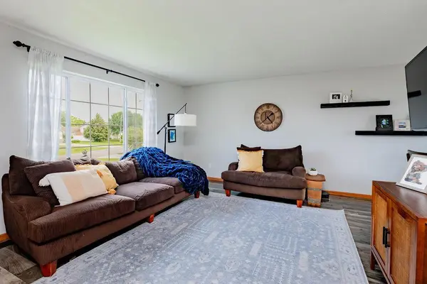 1219 Magnolia CT SW, Glyndon, MN 56547
