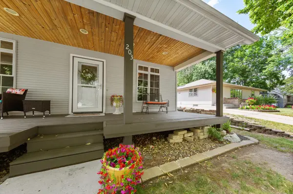 203 4th AVE NW, Lonsdale, MN 55046